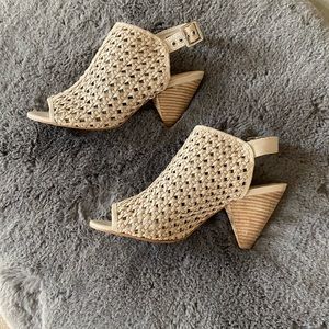 Vince Camuto size 8 good condition